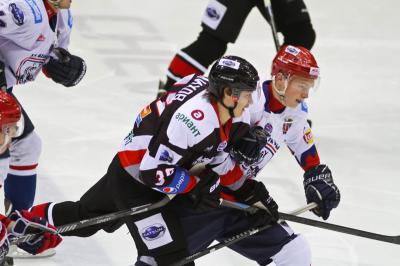 В ХК «Рязань» дебютировал молодой нападающий