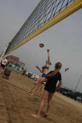 В Рязани открылся сезон пляжного волейбола