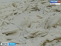 На Оке образовались торосы