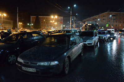 Рязанские ночные шопоголики парализовали Первомайский проспект