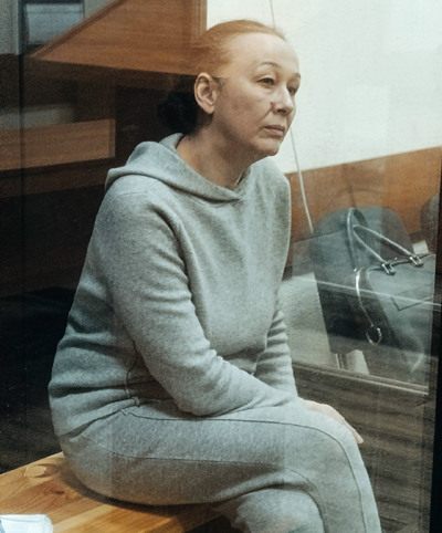 Обвиняемая во взятках экс-сенатор Ирина Петина допросила свидетеля по своему делу