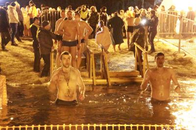 Рязанцы встретили Крещение на Ореховом озере