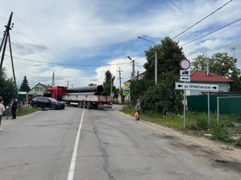 В Скопине пострадала водитель JAC, столкнувшаяся с грузовиком