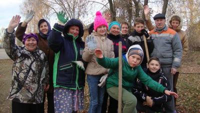 Жители Спасска успели посадить сирень до морозов