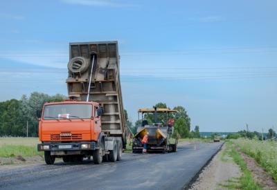 АО «Рязаньавтодор» приводит в нормативное состояние участок региональной автодороги в Ухоловском районе