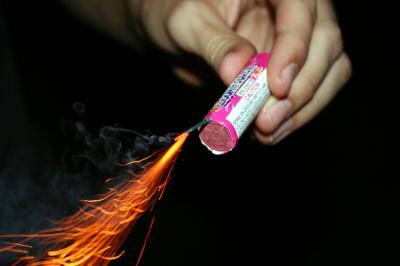 Рязанцев беспокоит несоблюдение требований безопасности при запуске фейерверков и петард