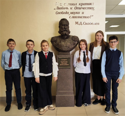 В рязанских сельских школах в 2025 году начали работать пять «земских учителей»