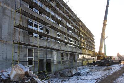 Виталий Артёмов проверил ход строительства школы в ЖК «Олимпийский»