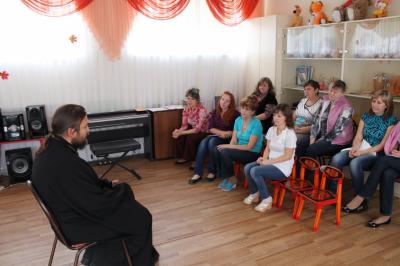 Сотрудницам рязанского детсада напомнили о добродетели