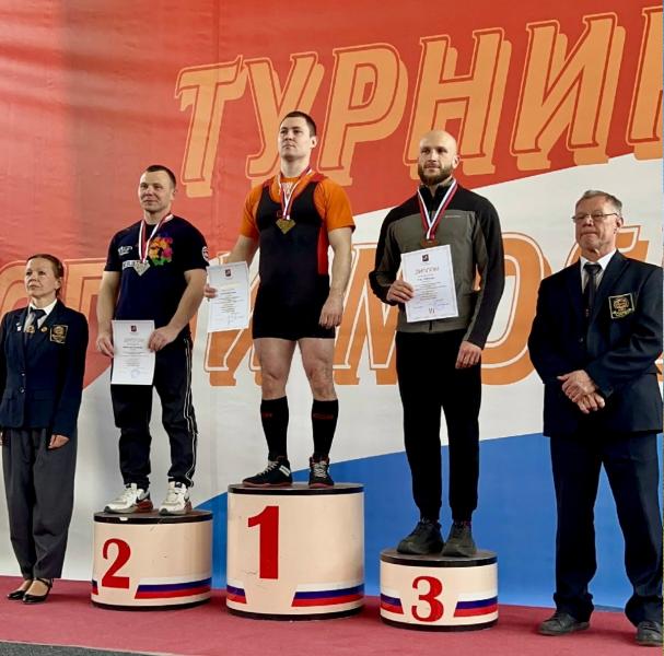 Рязанец выиграл Всероссийский турнир по пауэрлифтингу в столице